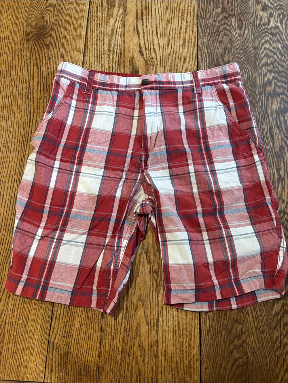 Men's Red Plaid Flat-Front Shorts
